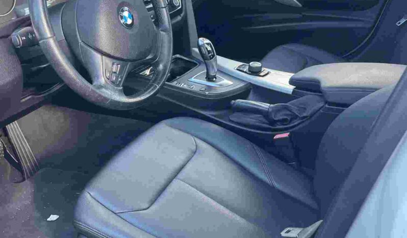 
								BMW 3 Series full									