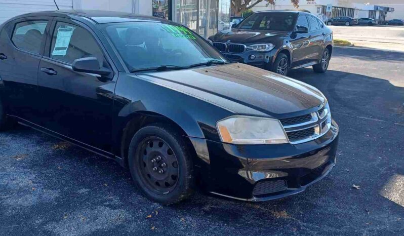 
								Dodge Avenger full									