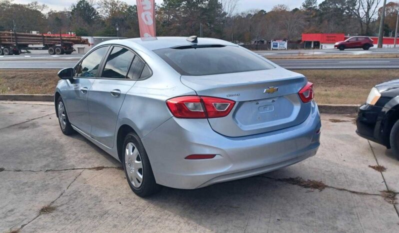 
								Chevrolet Cruze full									