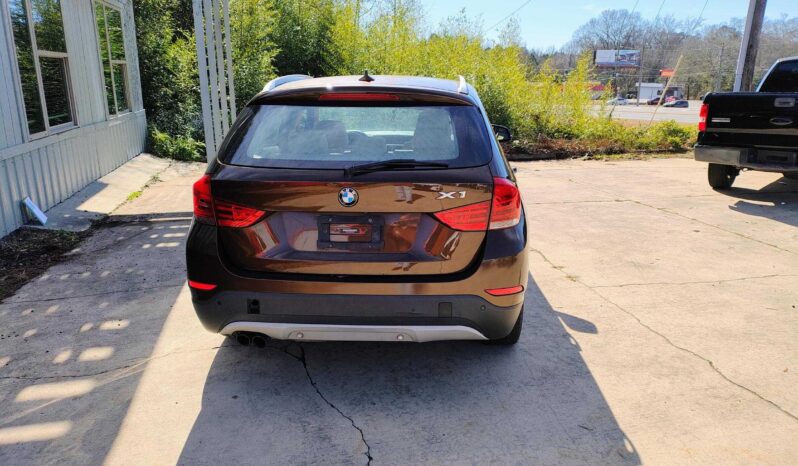 
								BMW X1 full									