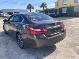 
										2017 Nissan Altima full									
