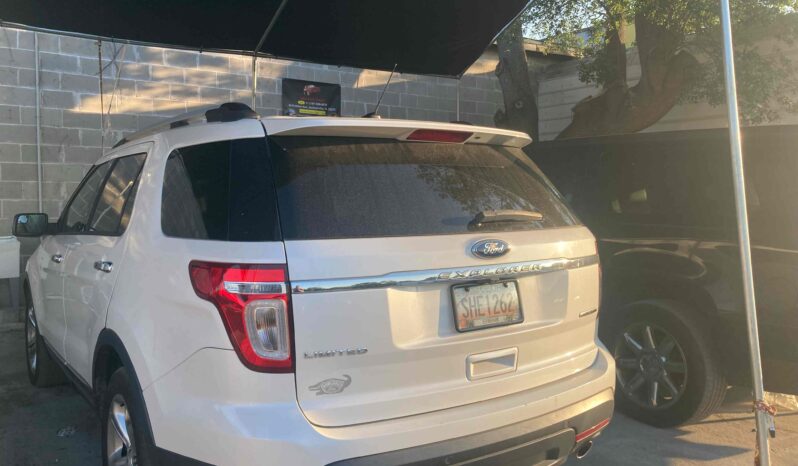 
								2015 Ford Explorer full									