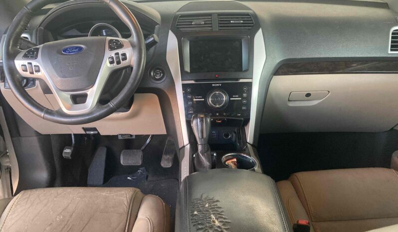 
								2015 Ford Explorer full									
