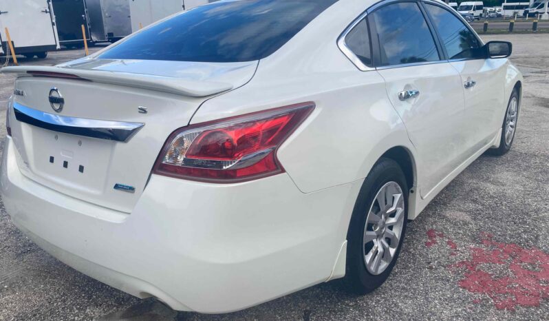 
								2013 Nissan Altima full									