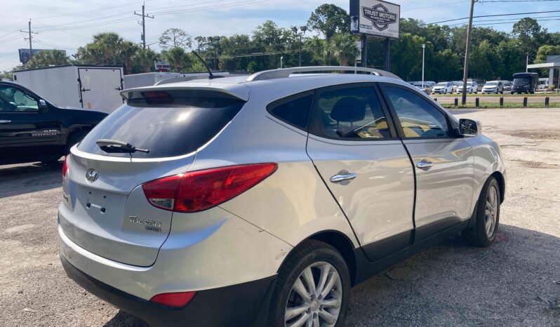 
								2010 Hyundai Tucson Limited full									