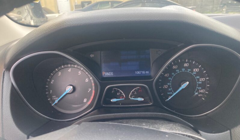 
								2013 Ford Focus SE full									