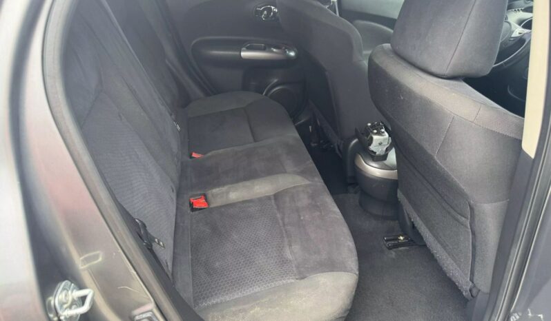 
								2015 Nissan Juke full									