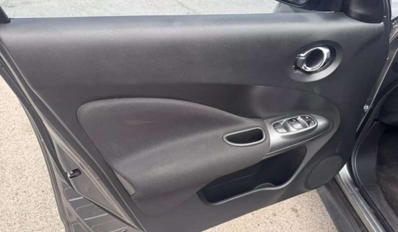 
								2015 Nissan Juke full									