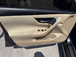 
										2015 Nissan Altima full									