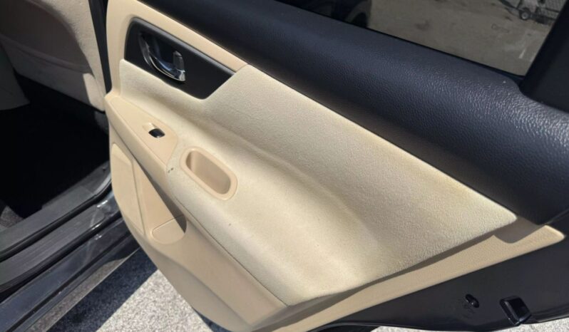 
								2015 Nissan Altima full									