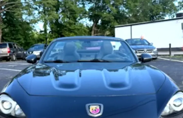 
								2017 Fiat Spider 124 Abarth full									