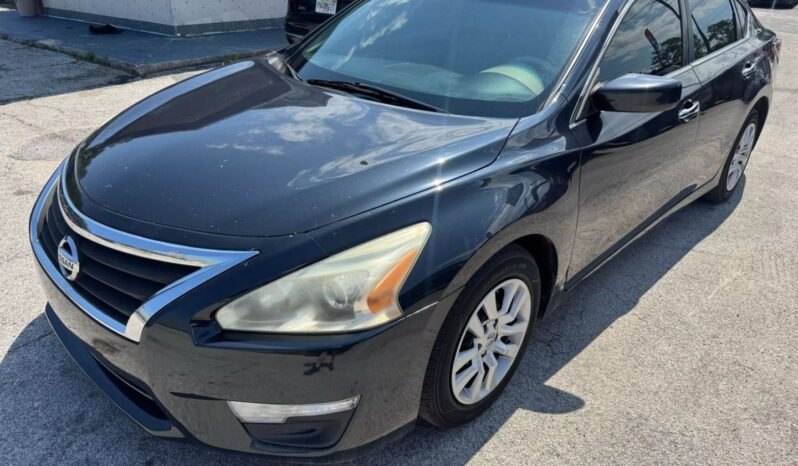 
								2015 Nissan Altima full									