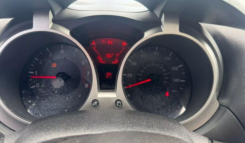 
								2015 Nissan Juke full									