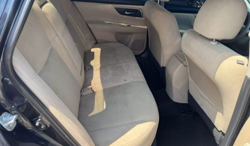 
								2015 Nissan Altima full									