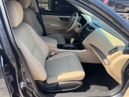 
										2015 Nissan Altima full									