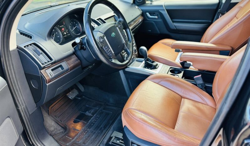 
								2013 Land Rover LR2 HSE LUX full									