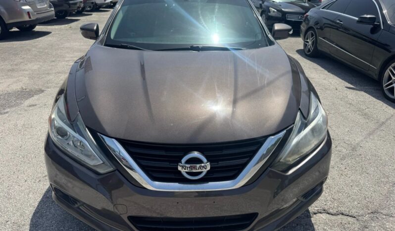 
								2017 Nissan Altima full									